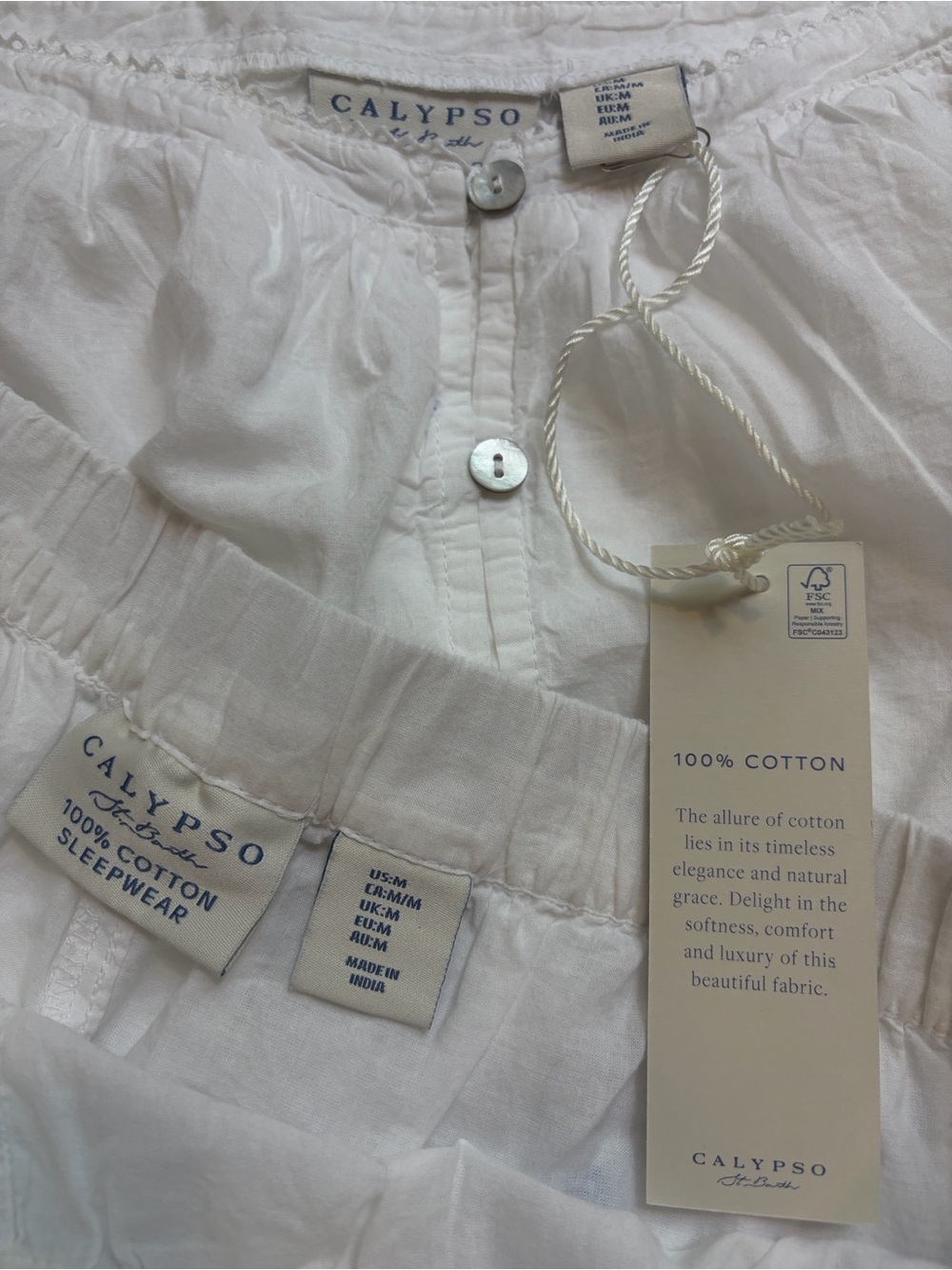 Calypso St. Barth 100% cotton, eyelet sleep set, old money, classy, cottagecore - Picture 8 of 11